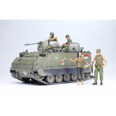 Academy 13266 1/35 M113A1 APC Vietnam 1389 (Australian Decals)
